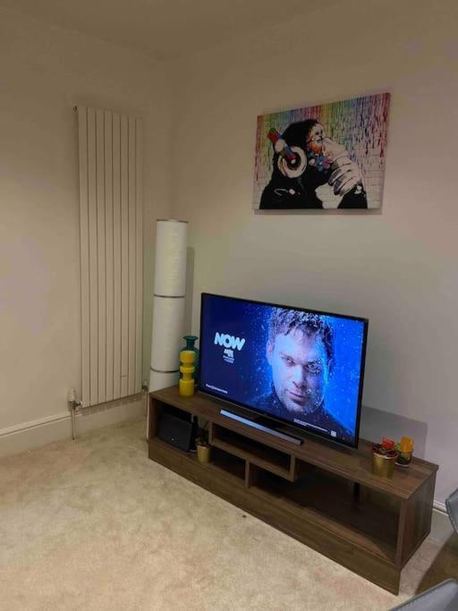 Retreat, Stones Throw Away From Apartment