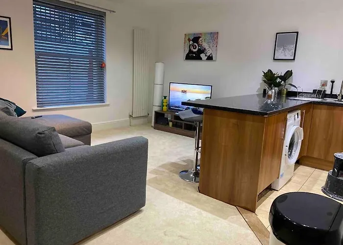 Beach Retreat, Stones Throw Away From Beach